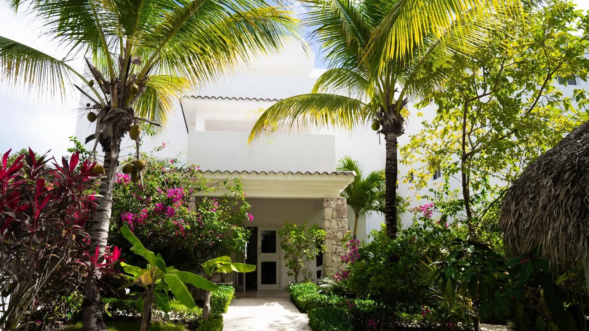 Boutique Hotel Las Flores Punta Cana contacts